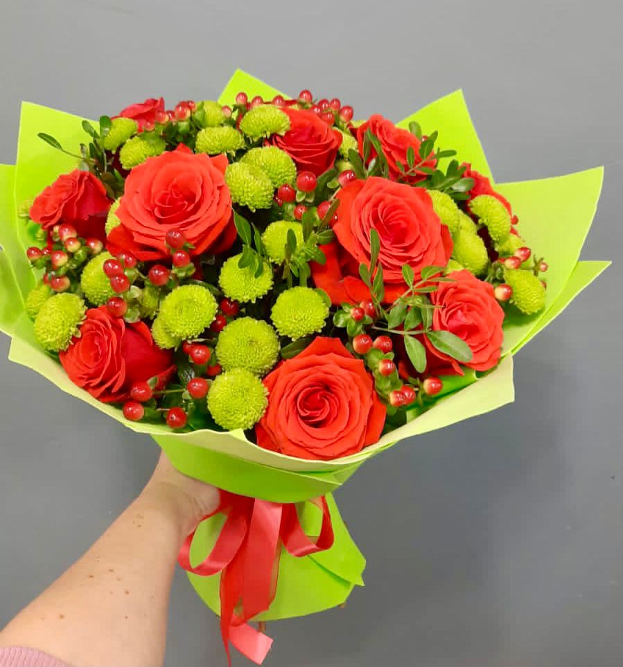 Букет цветов из: Хризантемы и Розы в Подгородней Покровке