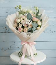 Букет цветов из:  Розы и Лизиантусы в Подгородней Покровке