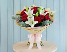 Букет цветов из:  Лилии и Розы в Подгородней Покровке