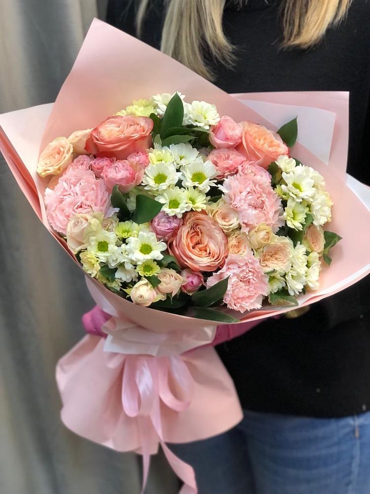 Букет цветов из: Гвоздики, Розы и Хризантемы в Подгородней Покровке