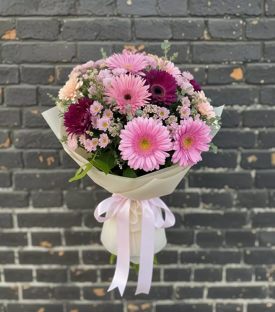 Букет цветов из: Герберы и Хризантемы в Подгородней Покровке