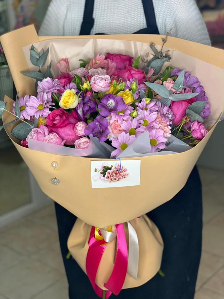 Букет цветов из: Хризантемы, Гвоздики и Альстромерии в Подгородней Покровке