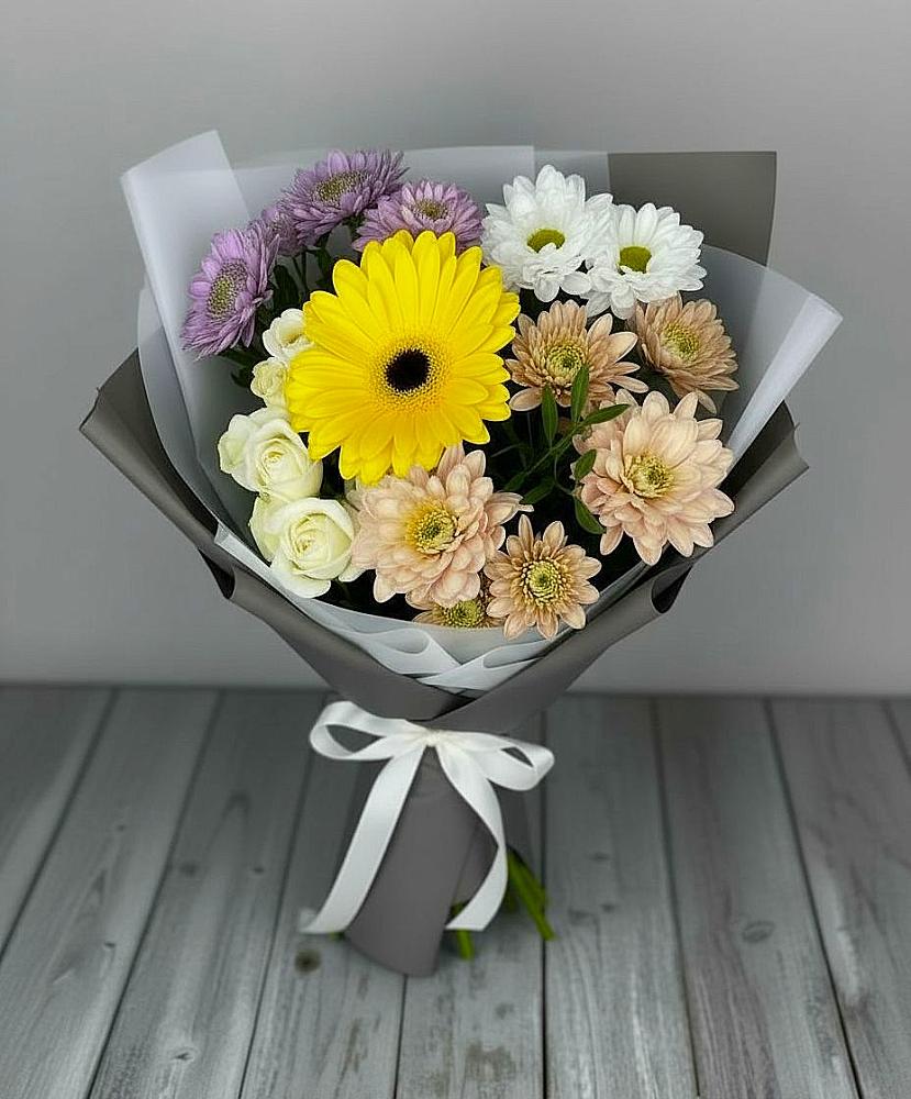 Букет цветов из: Розы, Герберы и Хризантемы в Подгородней Покровке