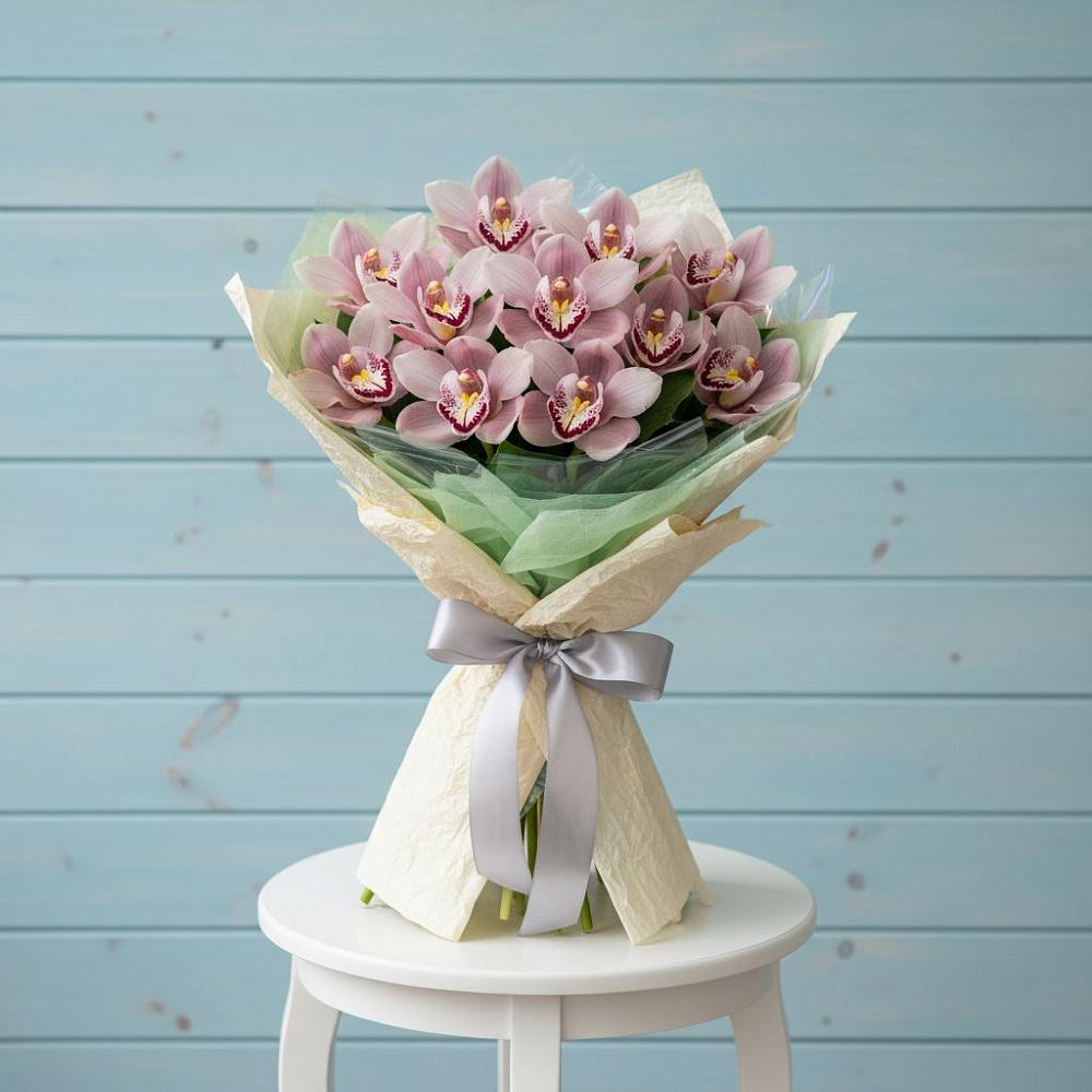 Букет цветов из: Орхидеи и Розы в Подгородней Покровке