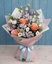 Букет цветов из:  Лизиантусы, Розы, Альстромерии и Гипсофила в Подгородней Покровке