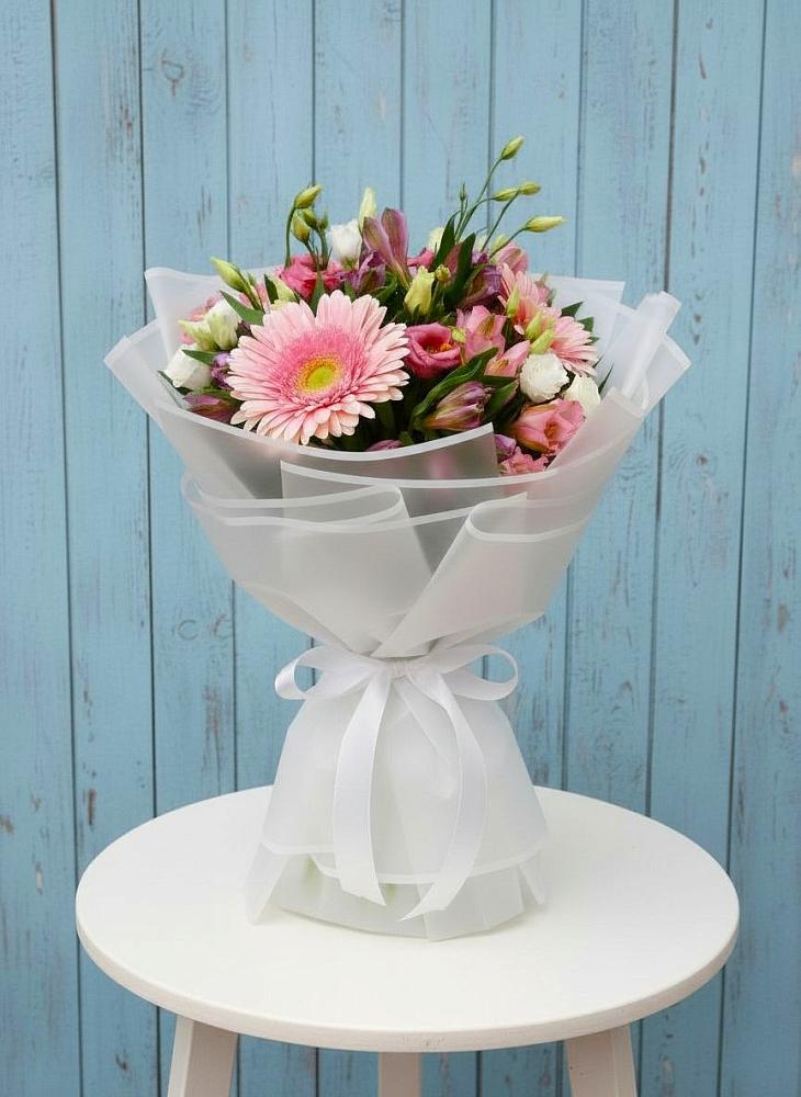 Букет цветов из: Герберы, Альстромерии и Лизиантусы в Подгородней Покровке