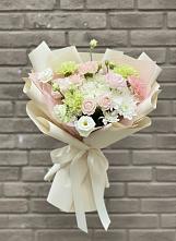 Букет цветов из:  Гвоздики, Розы, Лизиантусы и Хризантемы в Подгородней Покровке