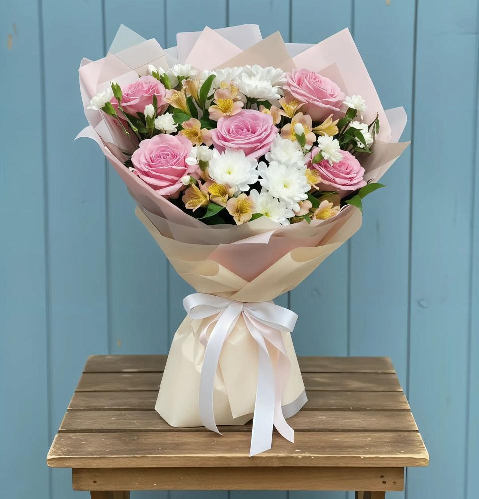 Букет цветов из: Гвоздики, Орхидеи и Розы в Подгородней Покровке