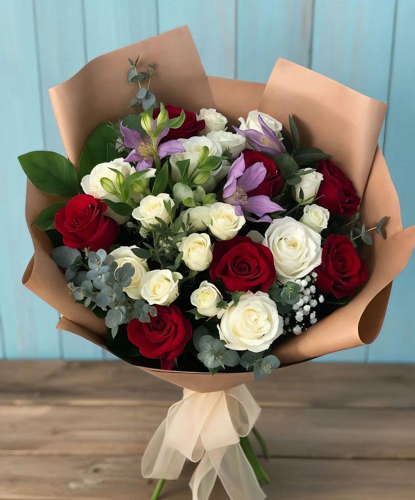 Букет цветов из: Розы и Альстромерии в Подгородней Покровке