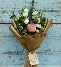 Букет цветов из:  Розы и Лизиантусы в Подгородней Покровке