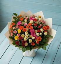 Букет Микс из разноцветных кустовых роз в Подгородней Покровке