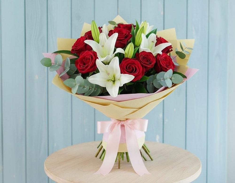 Букет цветов из: Лилии и Розы в Подгородней Покровке